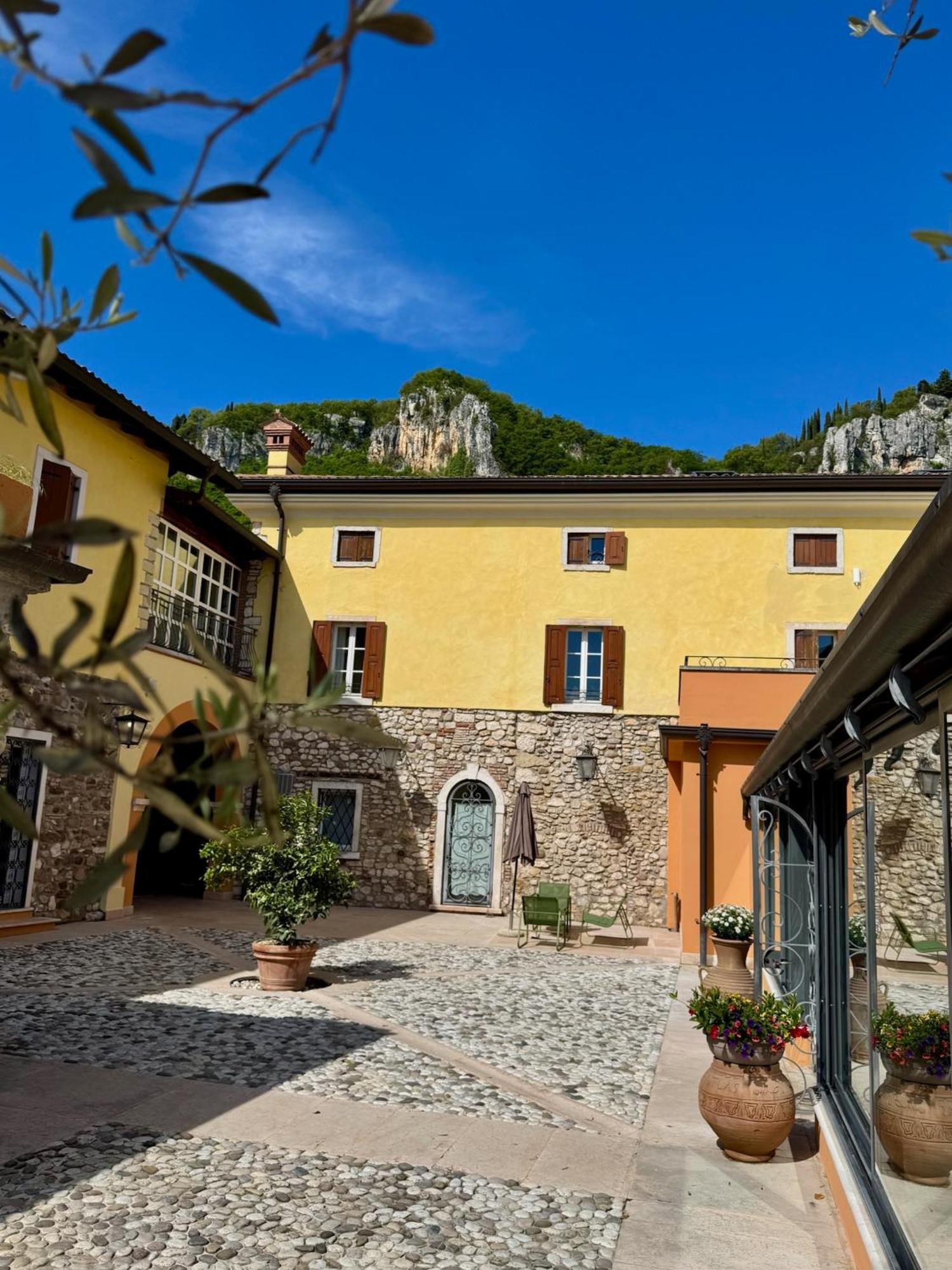 Corte Impero Hotel & Restaurant Affi Extérieur photo